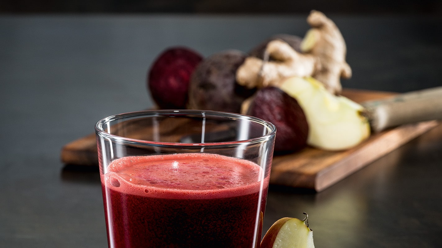 ROTE BEETE SMOOTHIE MIT INGWER