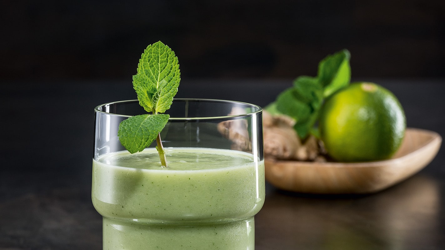 Il frullato "miracolo verde" già pronto e decorato 